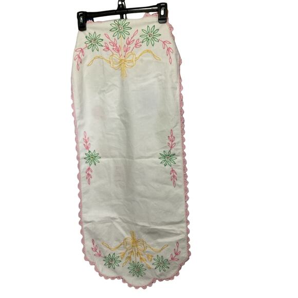 Vintage Table Cover Scarf Runner Embroidered 16” x 41” - Picture 6 of 12